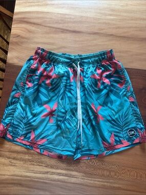 Cove men’s size 36 swim trunks